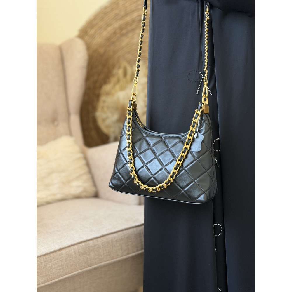 Item18 Image 03